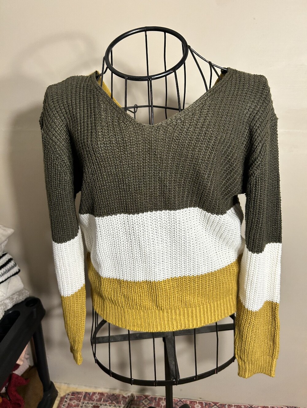 size medium sweater womens knit striped green white tan